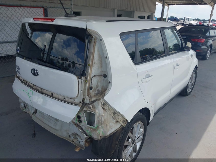 2017 KIA SOUL auction photo 4