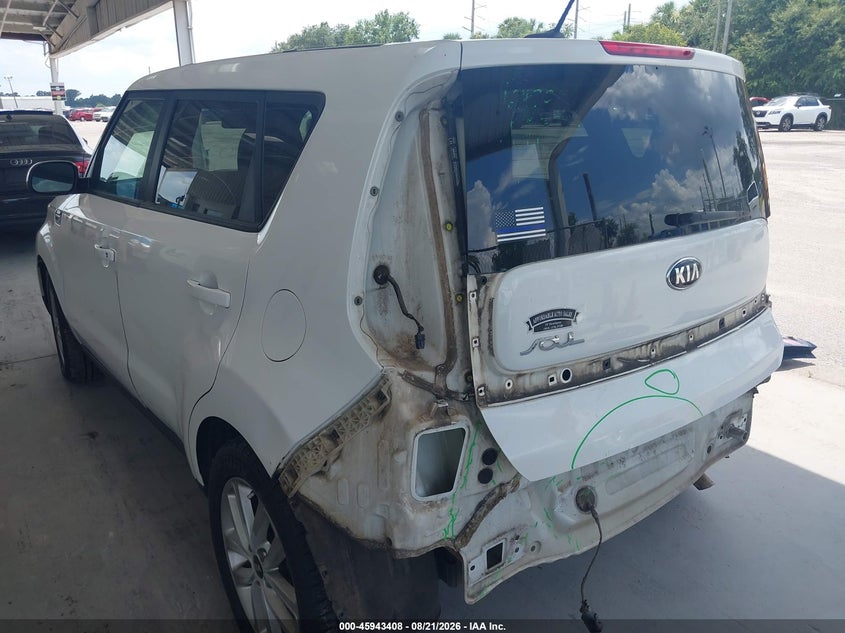 2017 KIA SOUL auction photo 6