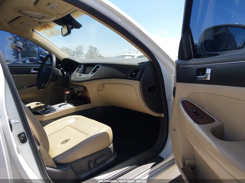 HYUNDAI GENESIS 2012 VIN KMHGC4DD7CU171329