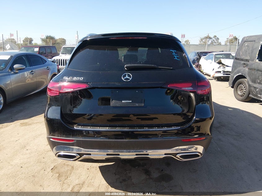 MERCEDES-BENZ GLC 300 - zdjęcie 17