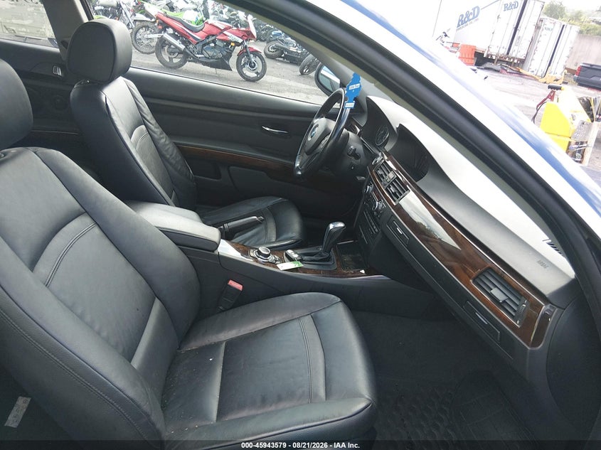 2011 BMW 335I auction photo 5