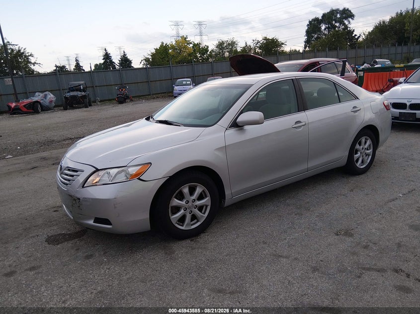 2008 Toyota Camry, Перед і зад, IAAI, VIN 4T4BE46K08R023181 — фото 2