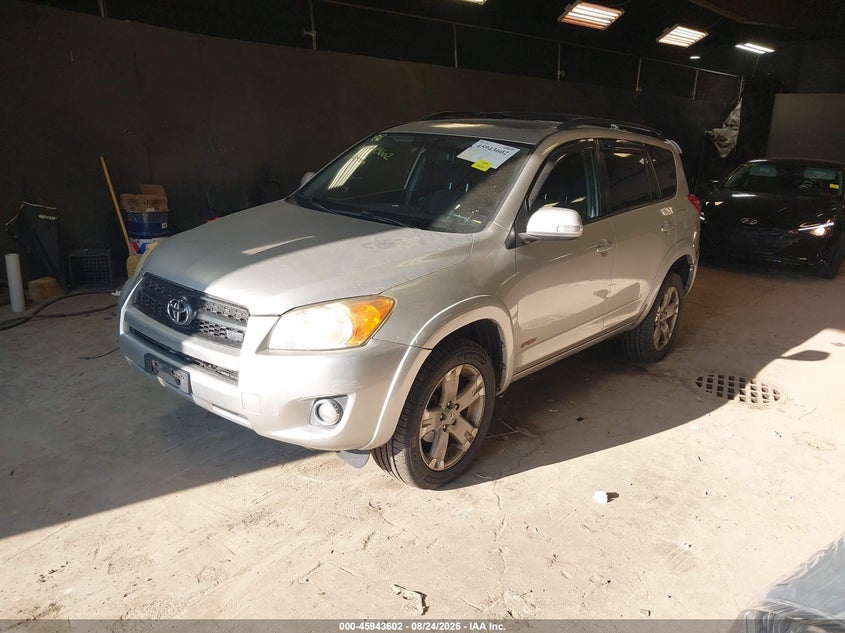 2011 Toyota RAV 4, Удар сзади, IAAI, VIN JTMRK4DV7B5101914 — фото 2