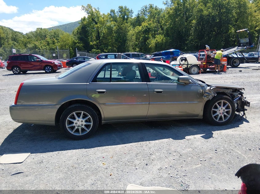 CADILLAC DTS 2011 VIN 1G6KD5E6XBU150378