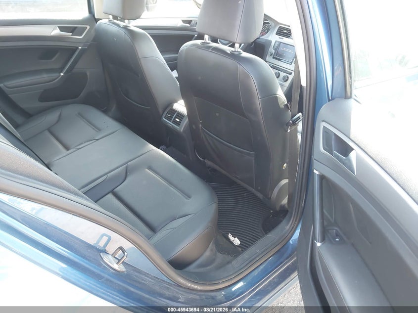 2017 VOLKSWAGEN GOLF auction photo 8
