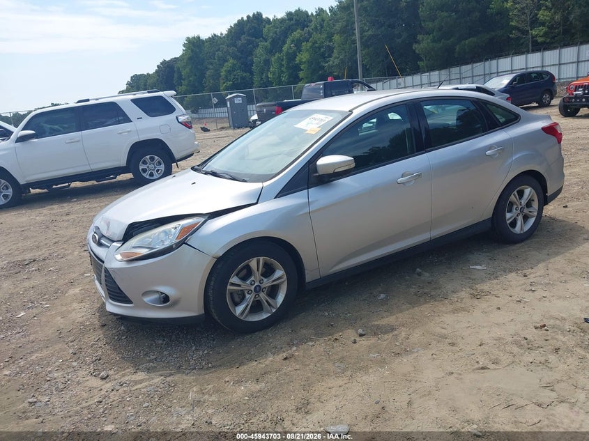 2013 Ford Focus, Front End, IAAI, VIN 1FADP3F25DL370863 — photo 2