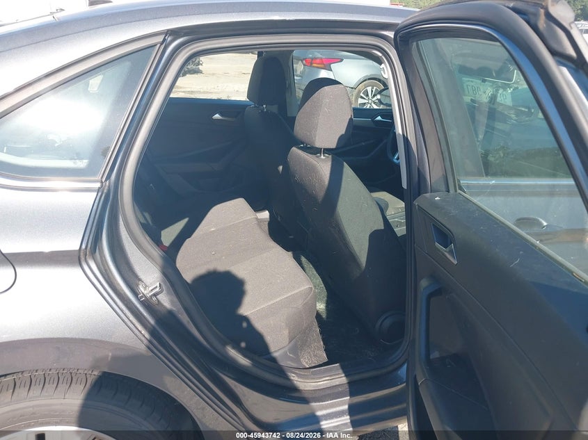 2019 VOLKSWAGEN JETTA auction photo 8