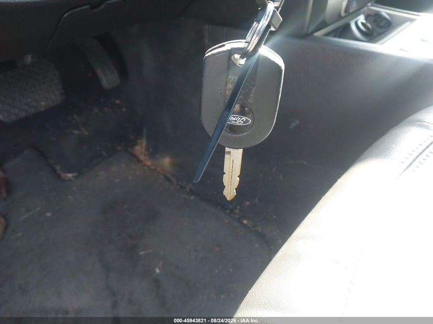 FORD FUSION 2011 VIN 3FAHP0CG4BR262474