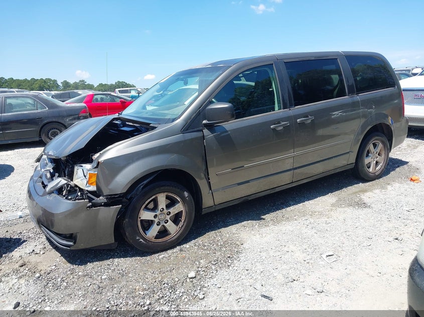 2010 DODGE GRAND CARAVAN auction photo 2
