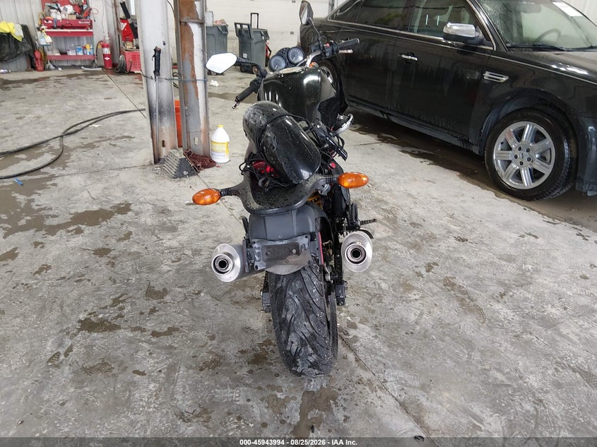 DUCATI MONSTER 2007