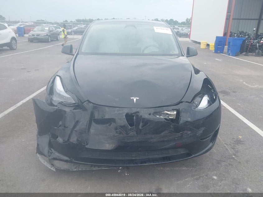 TESLA MODEL Y 2025 VIN 7SAYGDEE2SF222637