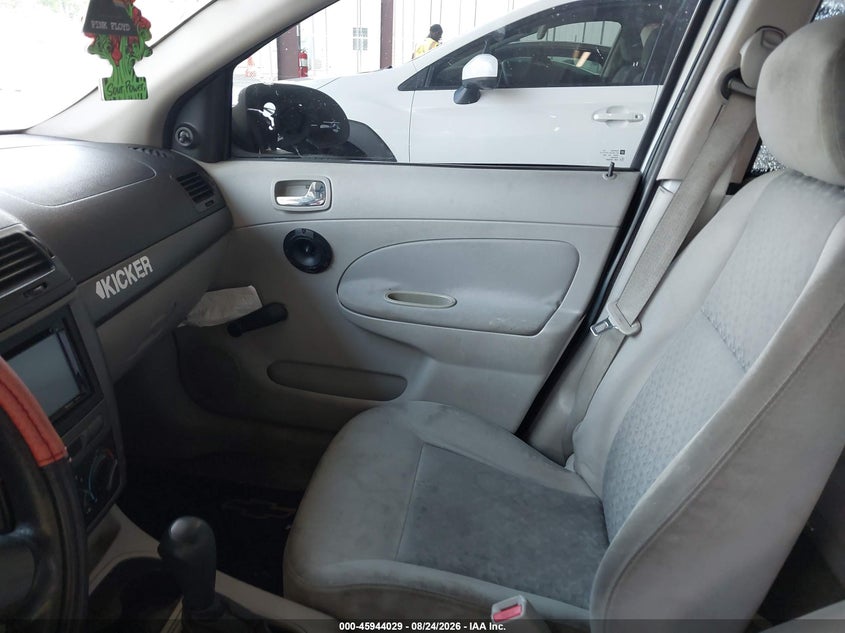 2009 CHEVROLET COBALT auction photo 5