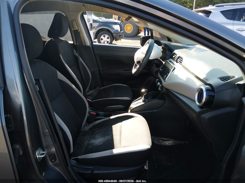 2021 NISSAN VERSA auction photo 5