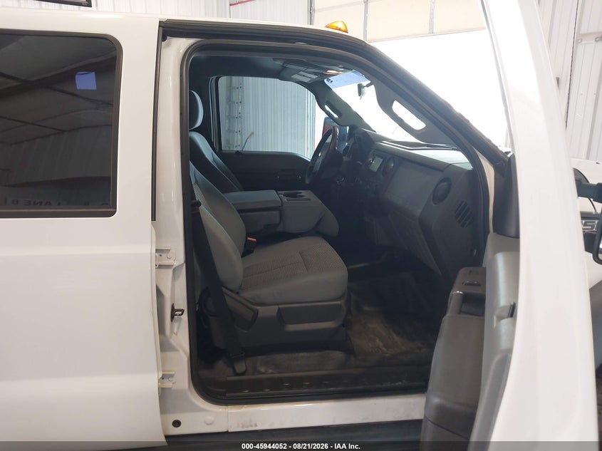 2016 FORD F-450 auction photo 5