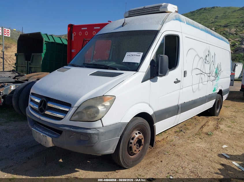 2011 Mercedes-Benz Sprinter, Stripped, IAAI, VIN WD3PF4CC3B5524091 — photo 2
