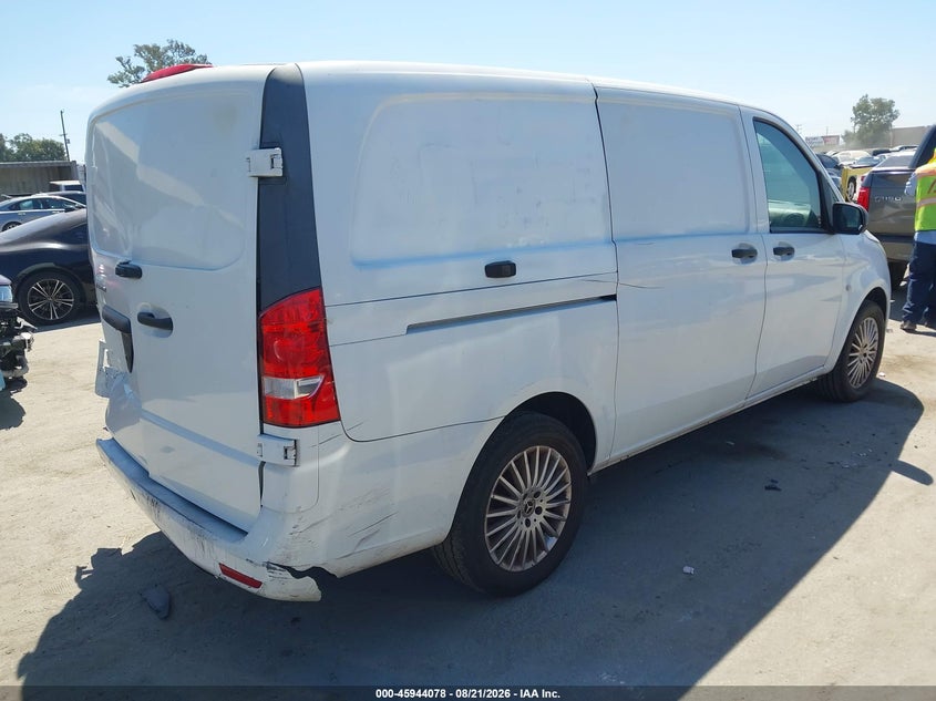 MERCEDES-BENZ METRIS 2018 VIN WD3PG2EA3J3414049