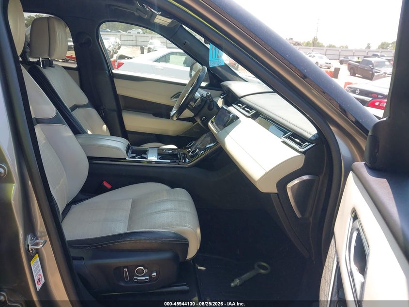 LAND ROVER RANGE ROVER VELAR - zdjęcie 5