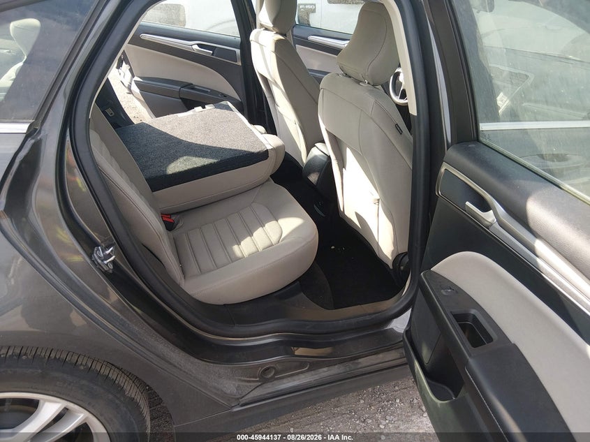 2018 FORD FUSION HYBRID auction photo 8