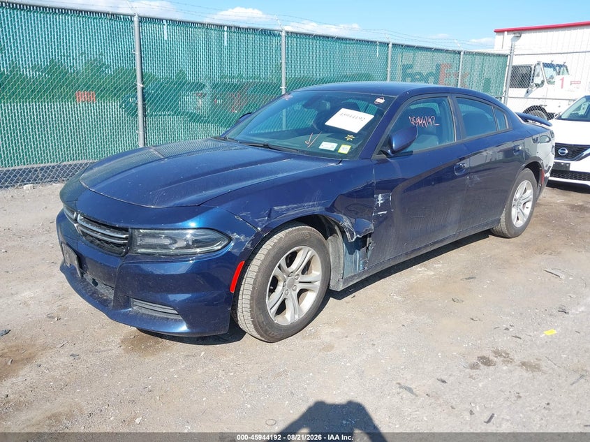 2015 Dodge Charger, Левый бок, IAAI, VIN 2C3CDXBG7FH795285 — фото 2