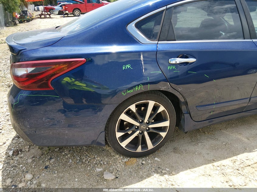 2017 NISSAN ALTIMA auction photo 6