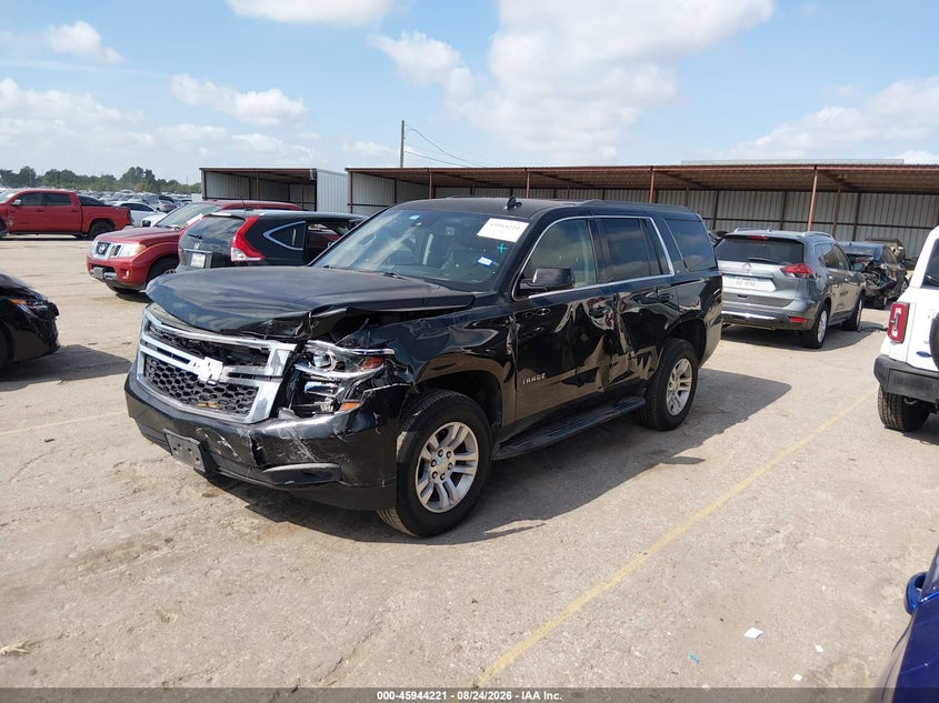 2017 Chevrolet Tahoe, Удар спереду, IAAI, VIN 1GNSKBKC6HR157763 — фото 2