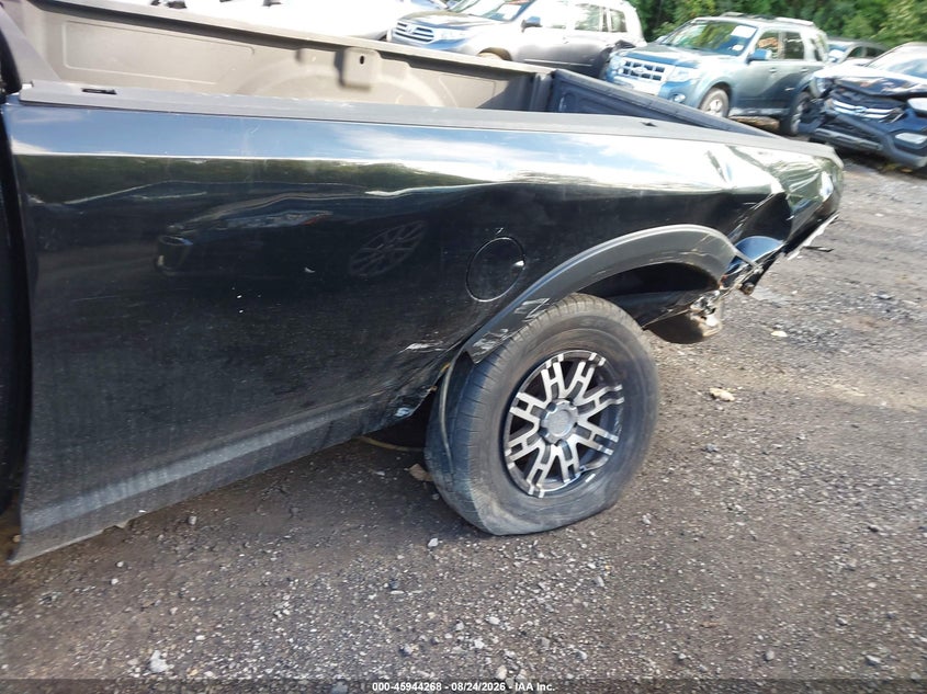 2014 RAM 1500 auction photo 6