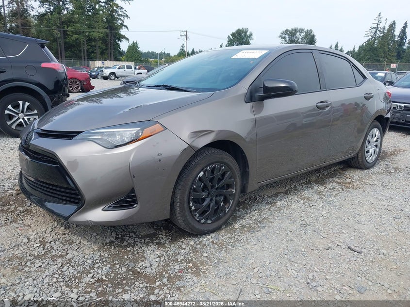 2018 Toyota Corolla, Right Side, IAAI, VIN 2T1BURHE0JC050583 — photo 2