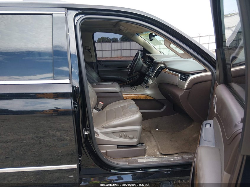 2015 GMC YUKON XL 1500 auction photo 5