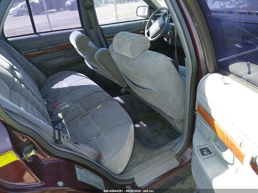 1994 MERCURY GRAND MARQUIS auction photo 8