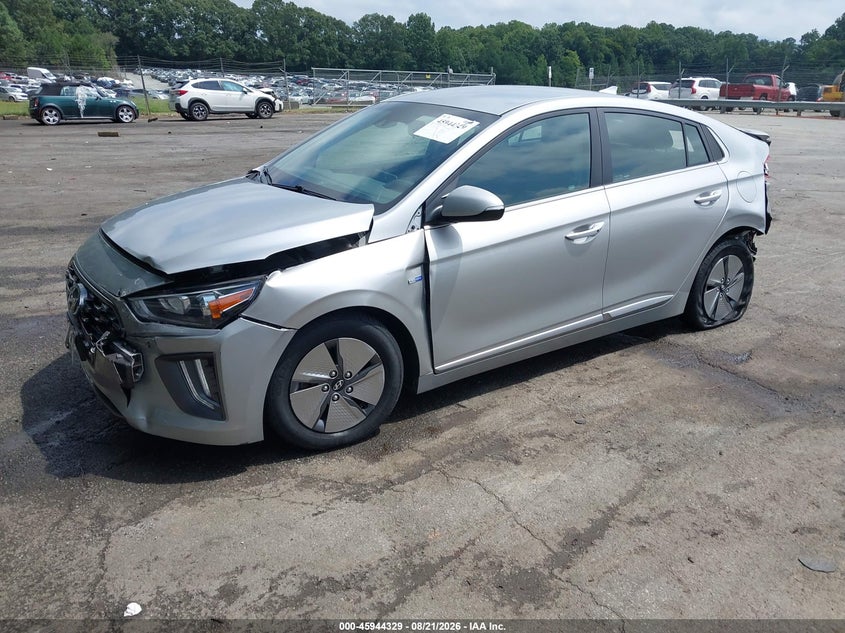 2020 HYUNDAI IONIQ HYBRID SE · Фото 2
