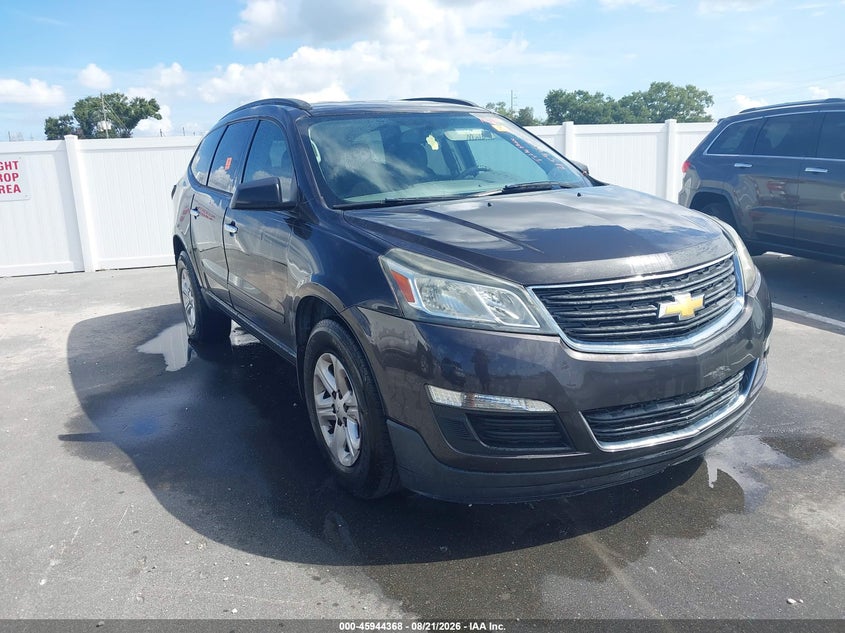2017 CHEVROLET TRAVERSE auction photo 1