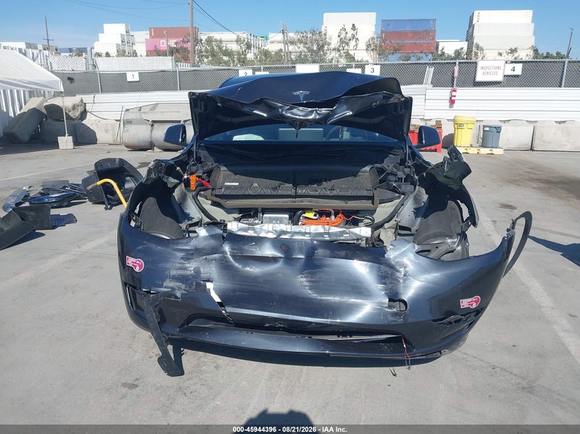TESLA MODEL Y 2025 VIN 7SAYGAEE8SF255964