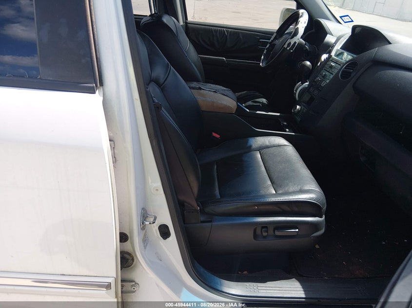 2011 HONDA PILOT auction photo 5