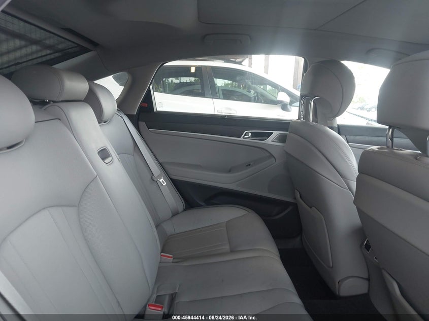2019 GENESIS G80 auction photo 8