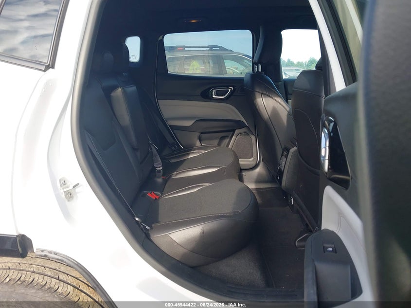 2025 JEEP COMPASS auction photo 8