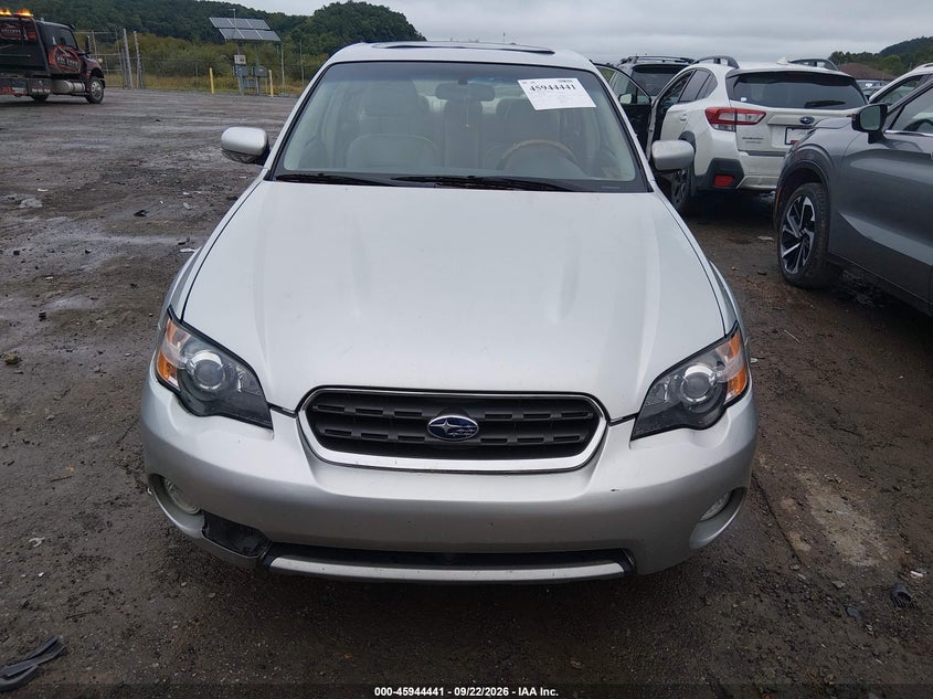 2005 SUBARU OUTBACK 3.0R · Фото 12