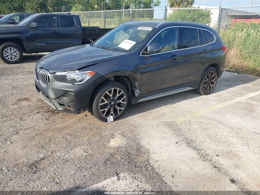 2021 BMW X1 auction photo 2