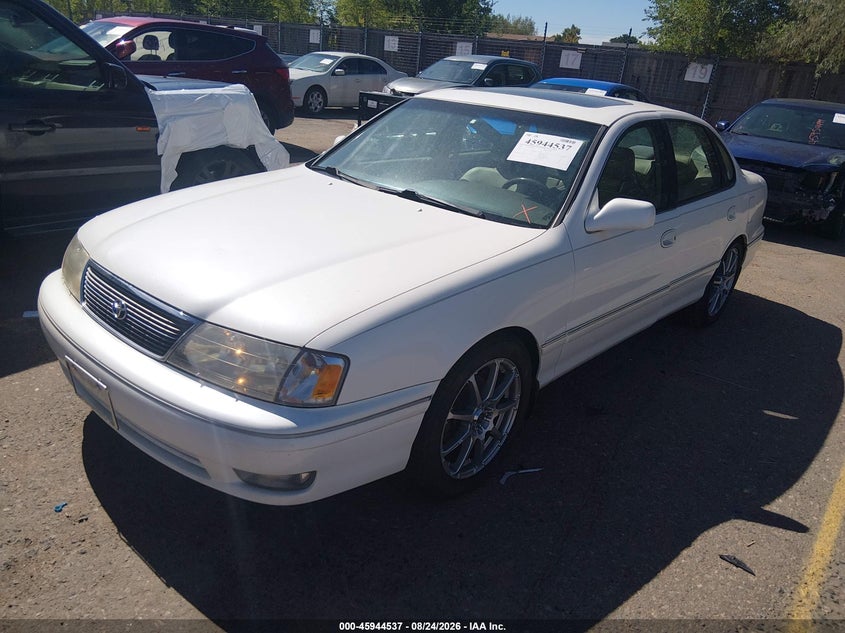 1999 Toyota Avalon, Обычный износ, IAAI, VIN 4T1BF18B0XU329072 — фото 2