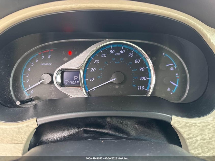 2014 TOYOTA SIENNA auction photo 7