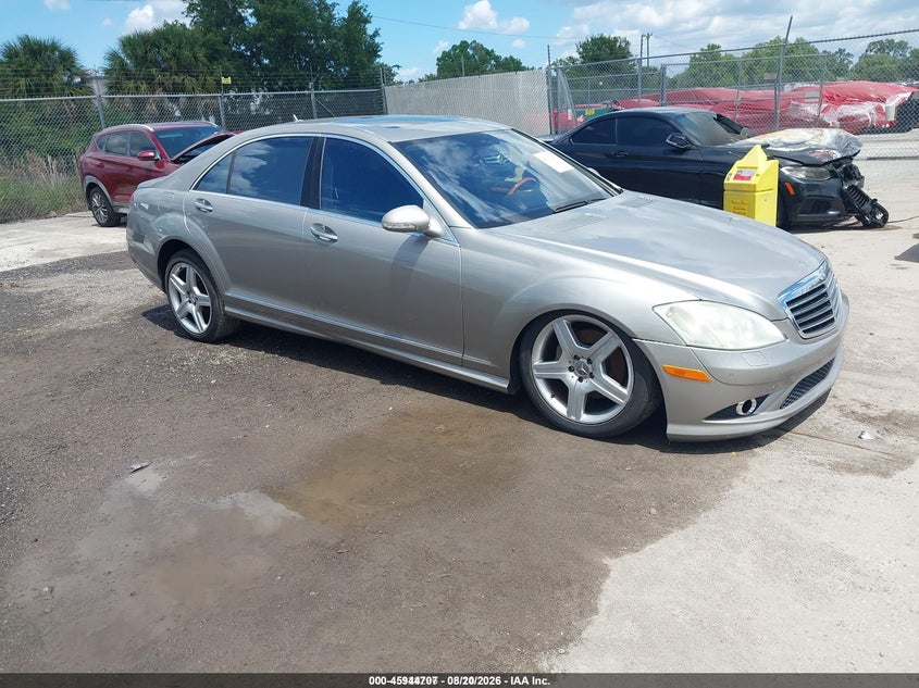 2008 Mercedes-Benz S-Class S 550 VIN WDDNG71X88A159561