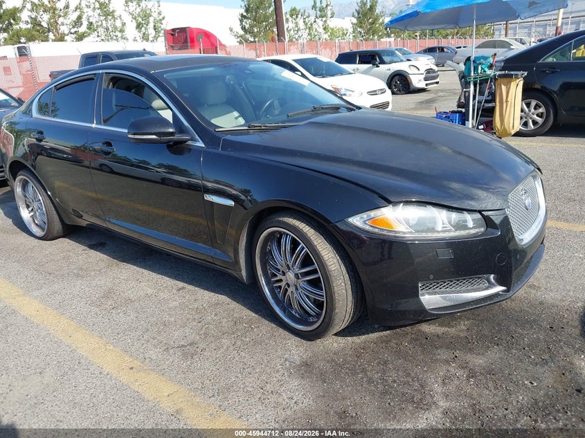 2013 JAGUAR XF auction photo 1