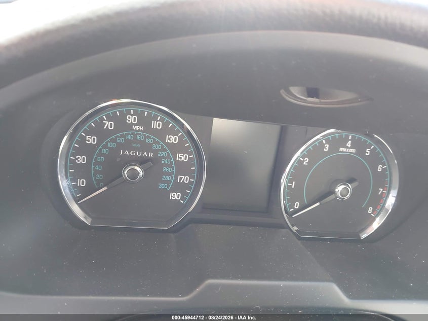2013 JAGUAR XF auction photo 7