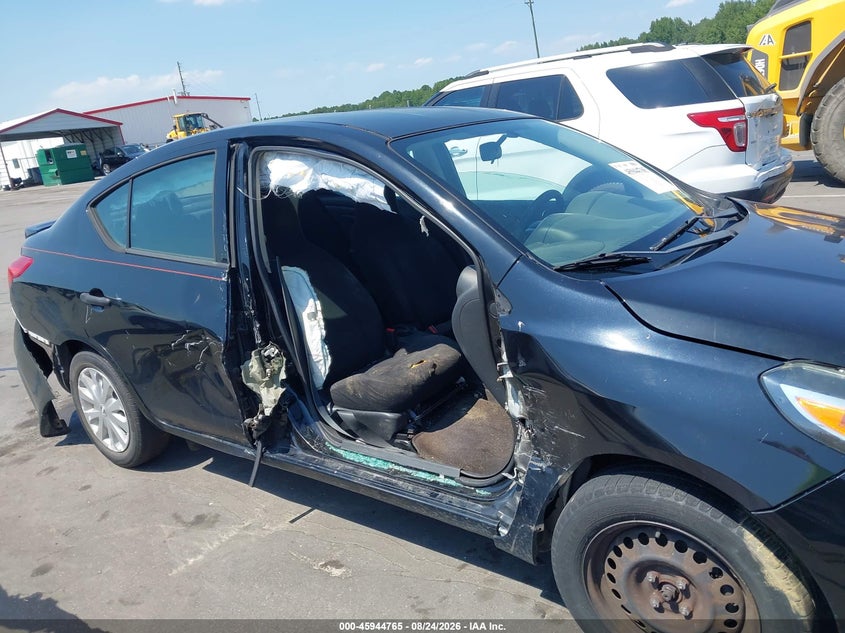 2015 NISSAN VERSA auction photo 6