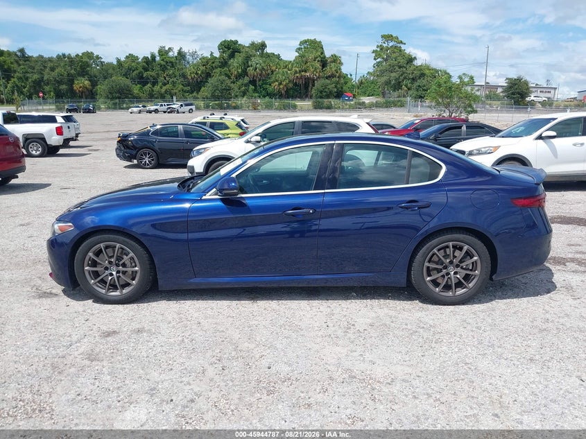 2018 ALFA ROMEO GIULIA SEDAN 2.0L I-4 DI, VVT, TURBO, 280HP