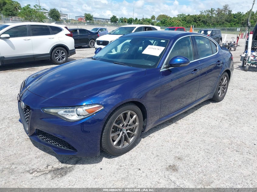 2018 Alfa Romeo Giulia, Обычный износ, IAAI, VIN ZARFAEBN0J7580006 — фото 2