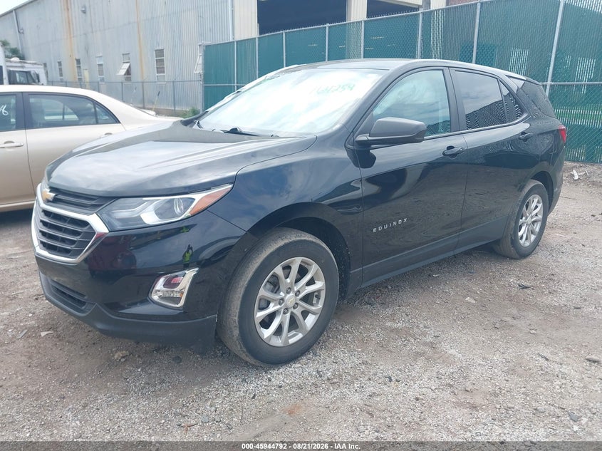 2021 Chevrolet Equinox, Right Side, IAAI, VIN 2GNAXHEV2M6164258 — photo 2