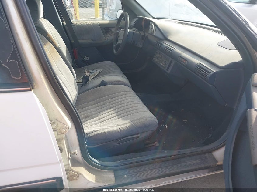 1991 PONTIAC GRAND PRIX auction photo 5