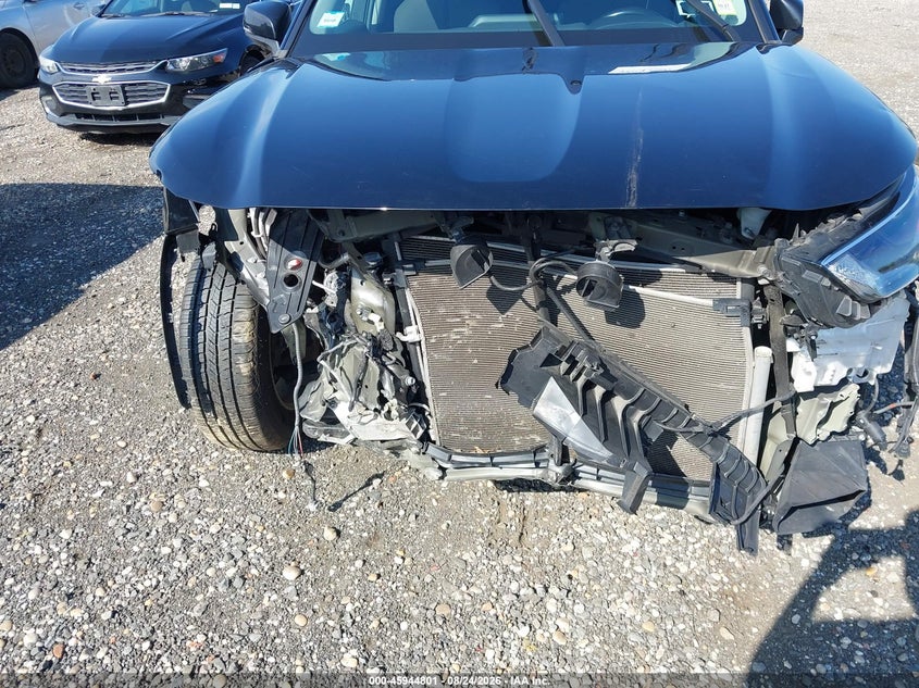 2022 TOYOTA HIGHLANDER auction photo 6