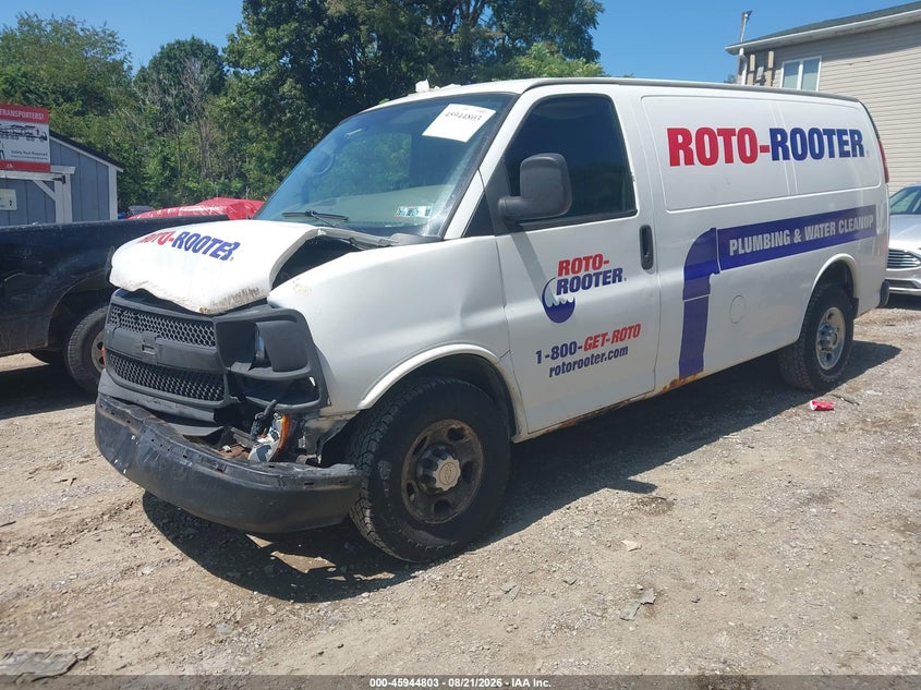 2011 CHEVROLET EXPRESS 2500 auction photo 2