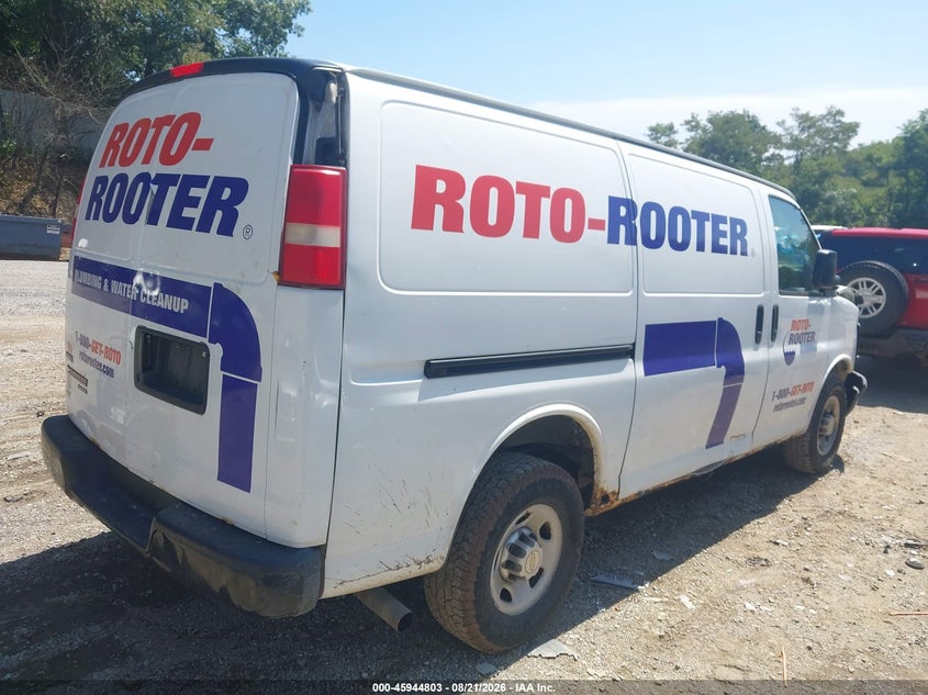 2011 CHEVROLET EXPRESS 2500 auction photo 4